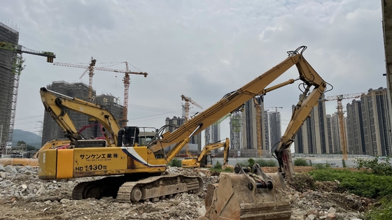 Boum de démolition à haute portée de 30 tonnes pour excavatrice destinée à la démolition de bâtiments avec contrôle QC et Q355/Q690/HG785/WELDOX/STRENX