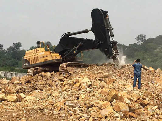Excavateur lourd sur mesure creusant la roche Boom & Arm pour les excavateurs de 35 à 90 tonnes