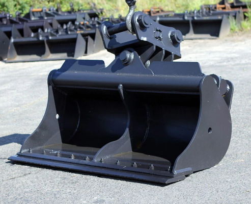 Godet inclinable Huitong pour excavatrices de 17 à 20 tonnes, certifié CE, personnalisé