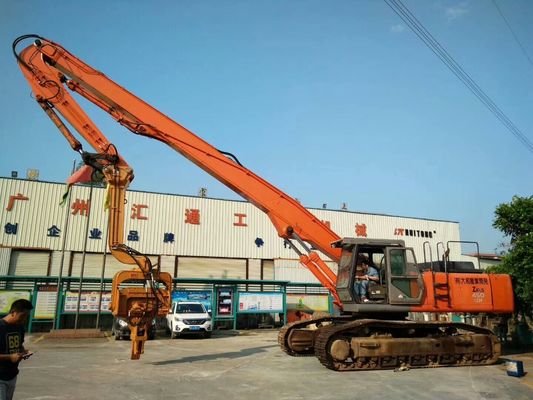 Excavatrice PC200 EX230 pour fondation de piles de postes solaires et de travaux de construction