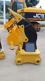 Excavateur lourd attaché Ripper souche carton jaune emballé Ripper pour enlever les souches d'arbres