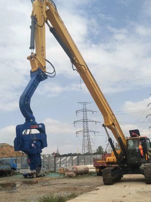 Excavatrice PC200 EX230 pour fondation de piles de postes solaires et de travaux de construction