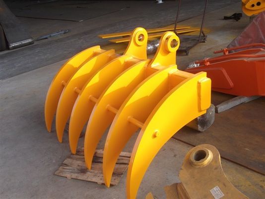 Rake à pinceau pour excavateur en acier avec épingles tranchantes Forme standard 200-4000 kg pour l'excavation idéale